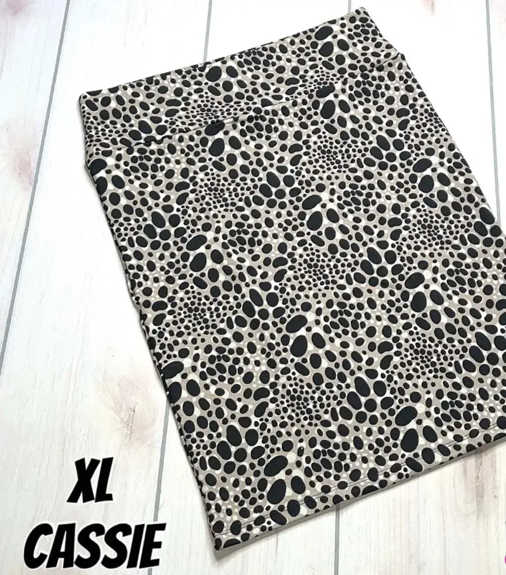 LuLaRoe Cassie Pencil Skirt Animal Print Size XL
